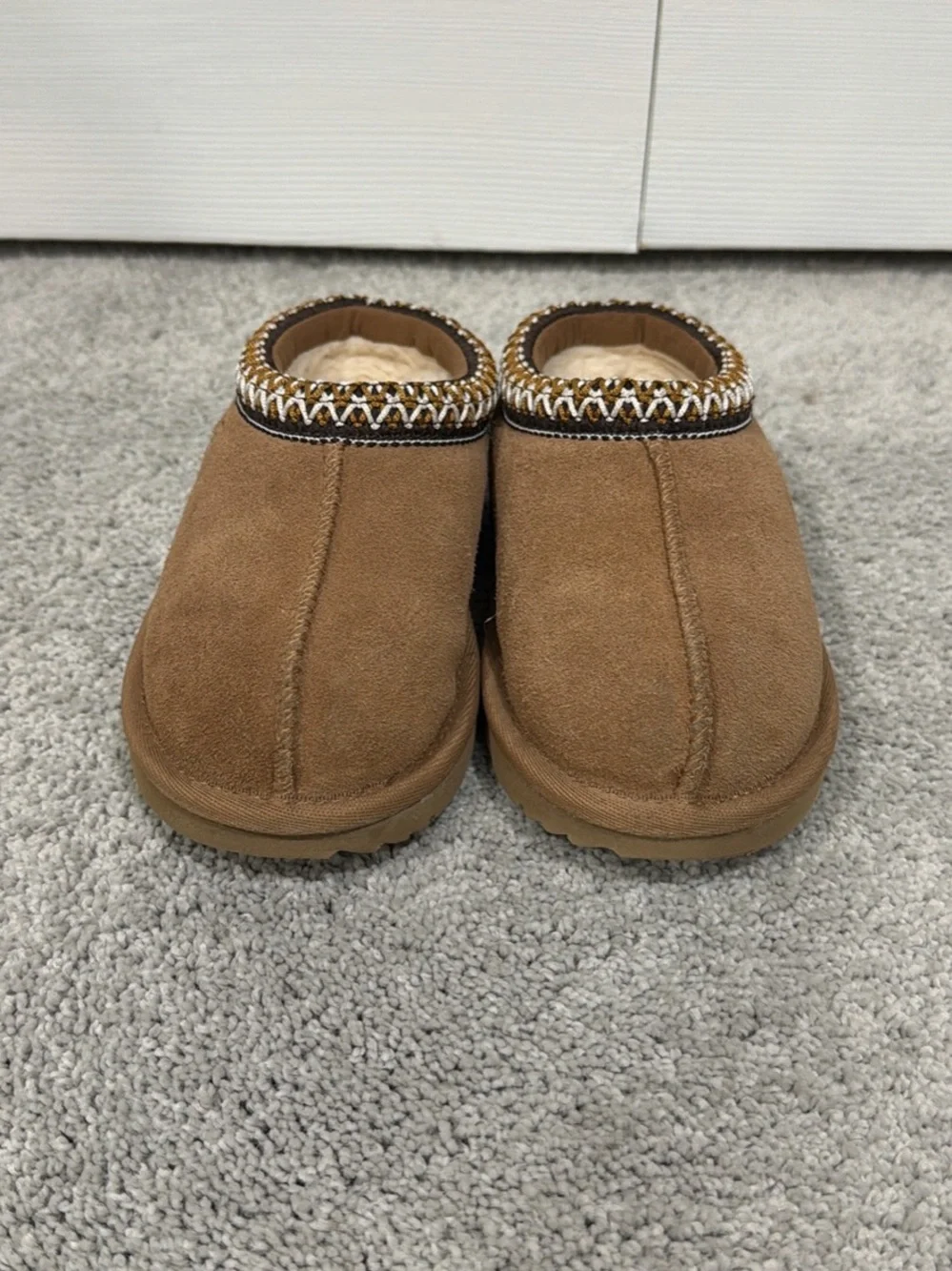 UGG Kids Chestnut Slip-On Shearling-Lined Clog
